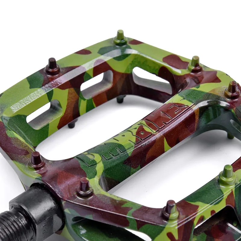 DMR V6 SE Pedals in Camo Green-2